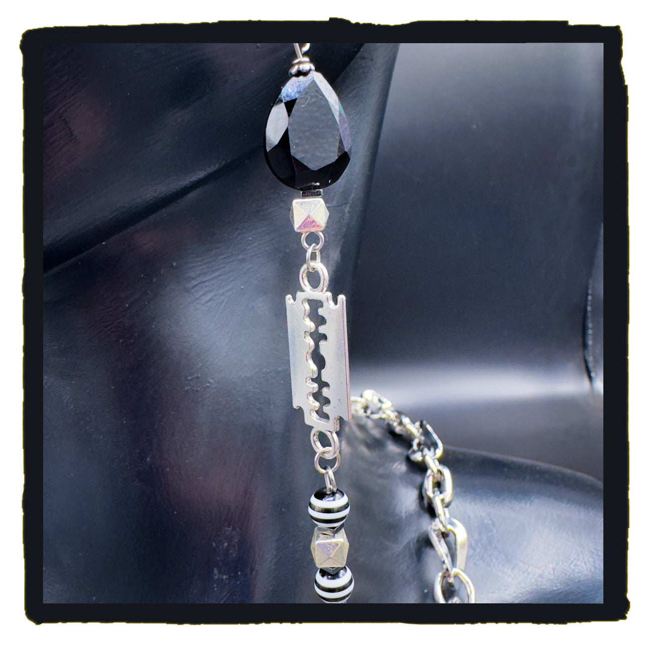 Headcase eyewear chain