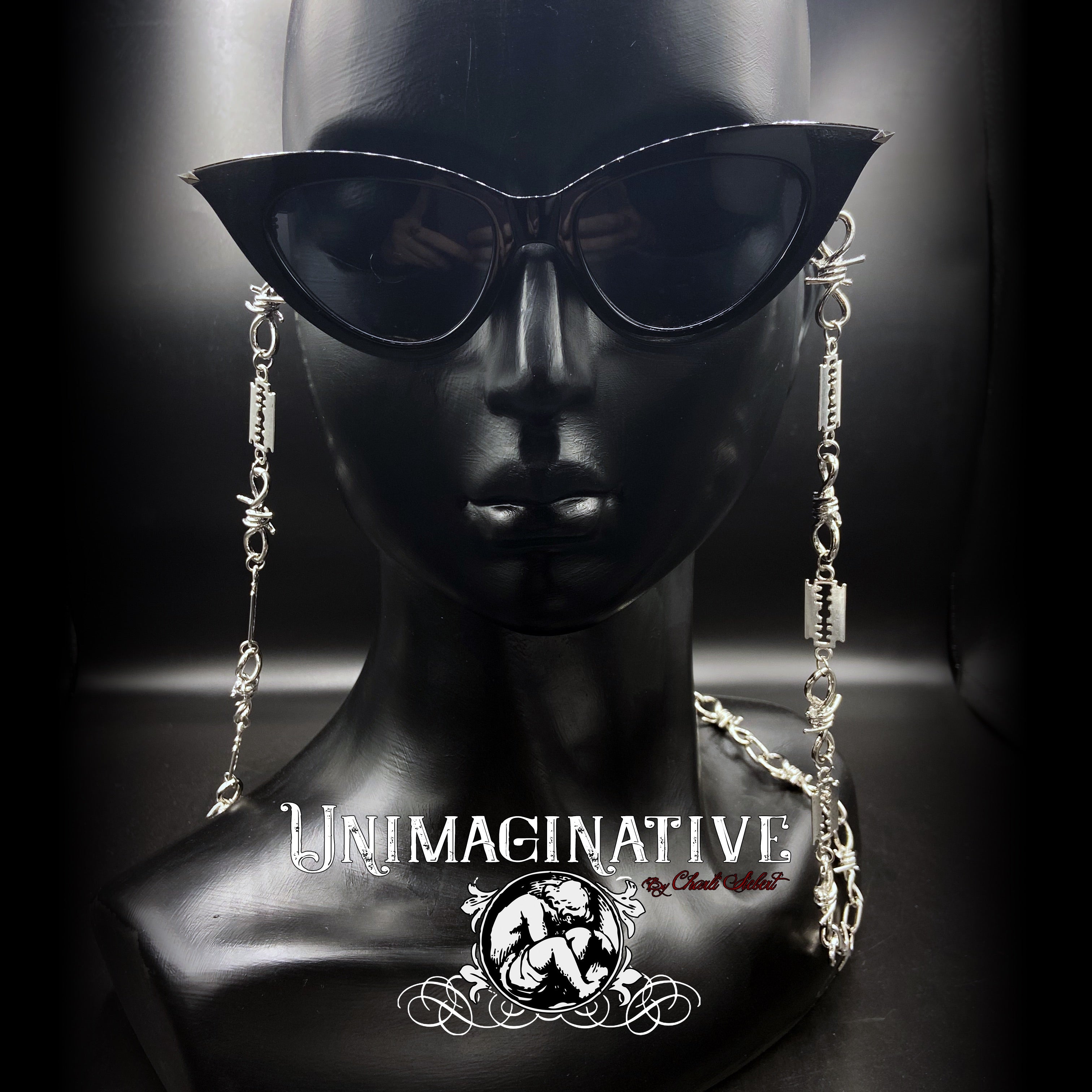 倒鉤和刀片眼鏡鏈