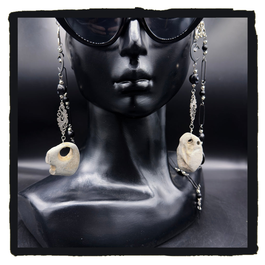 Witches Make Wishes Handmade Eyewear Chain – Hag Stones, Moon Charms, Skull Beads & Onyx