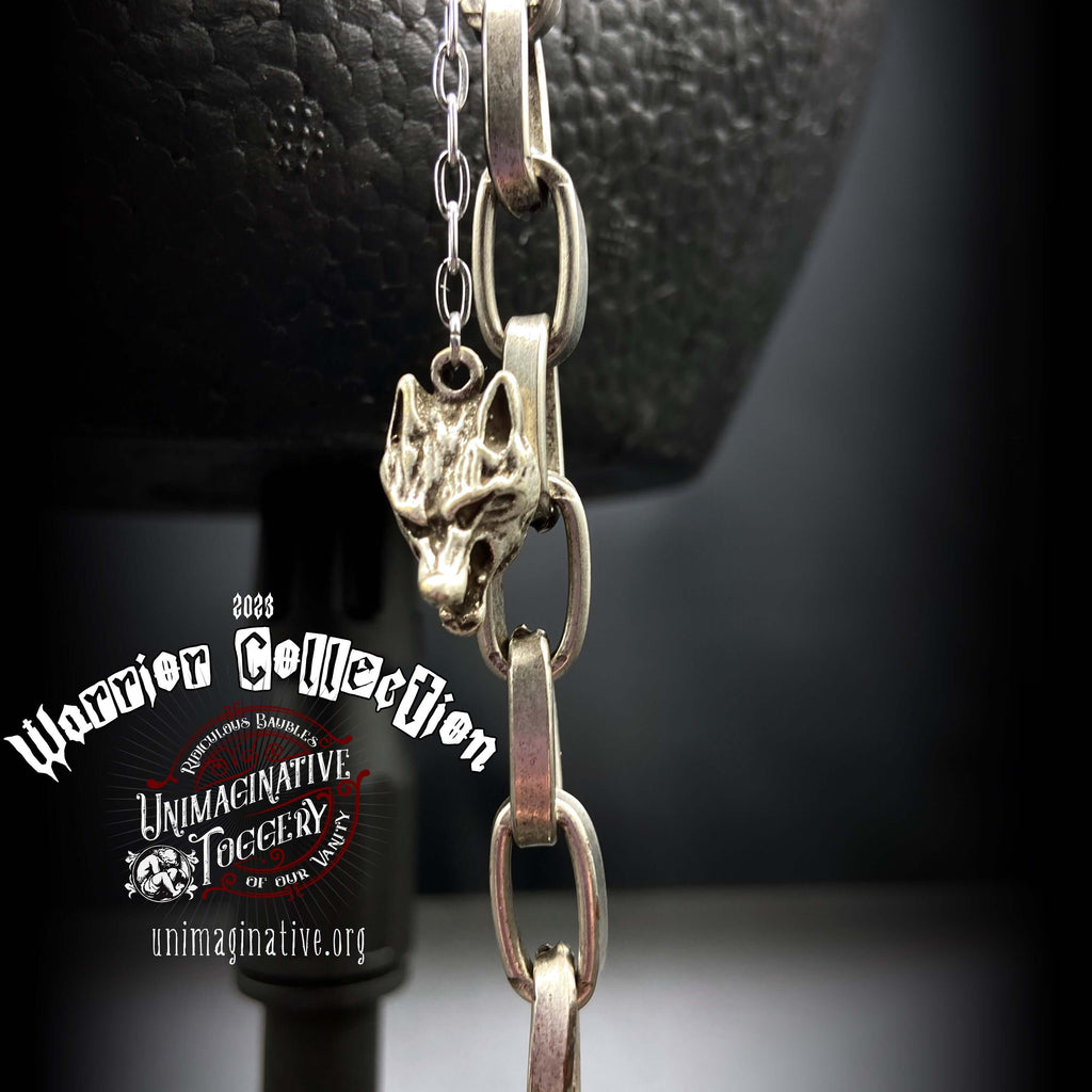 The Lycaconia eyeglass chain