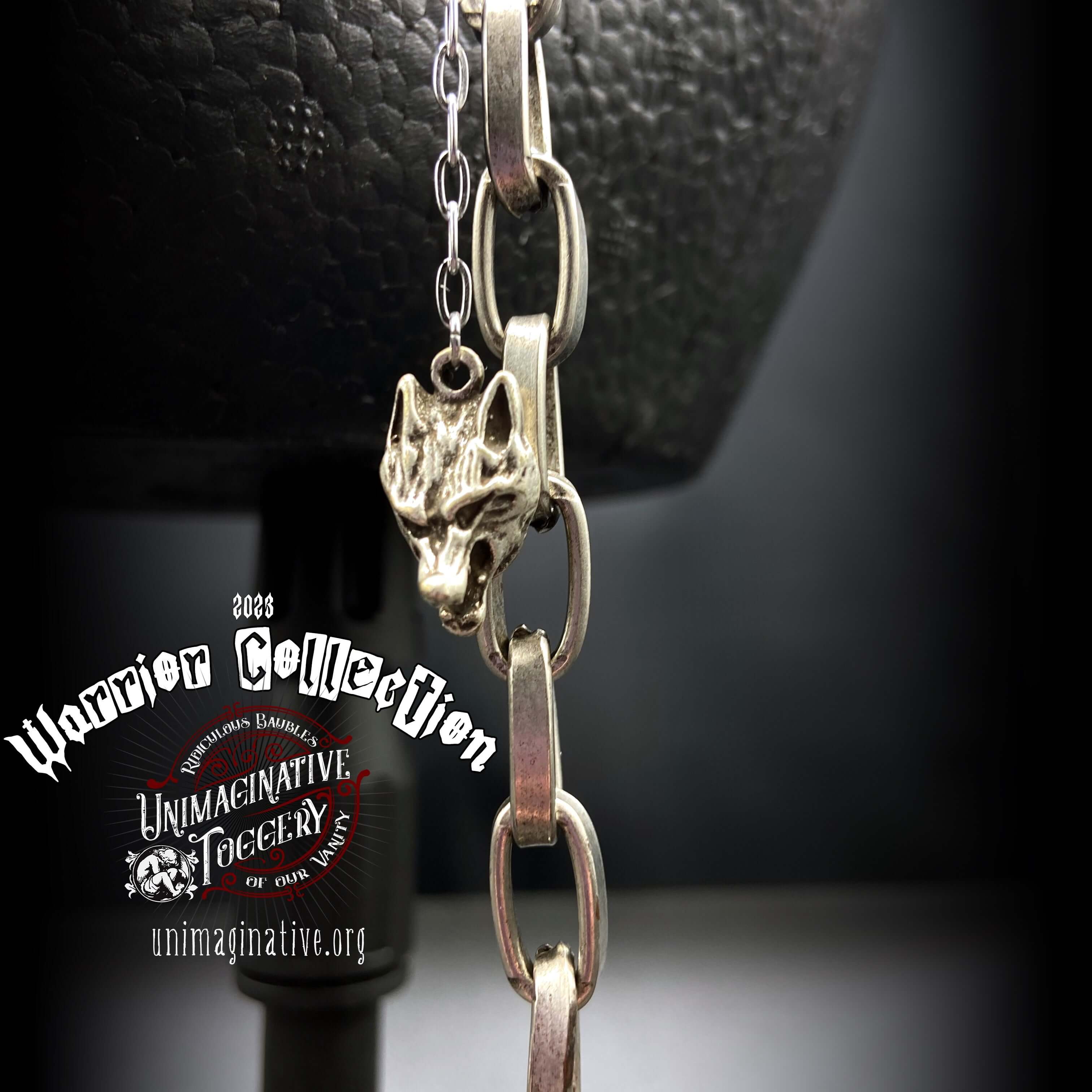 The Lycaconia eyeglass chain