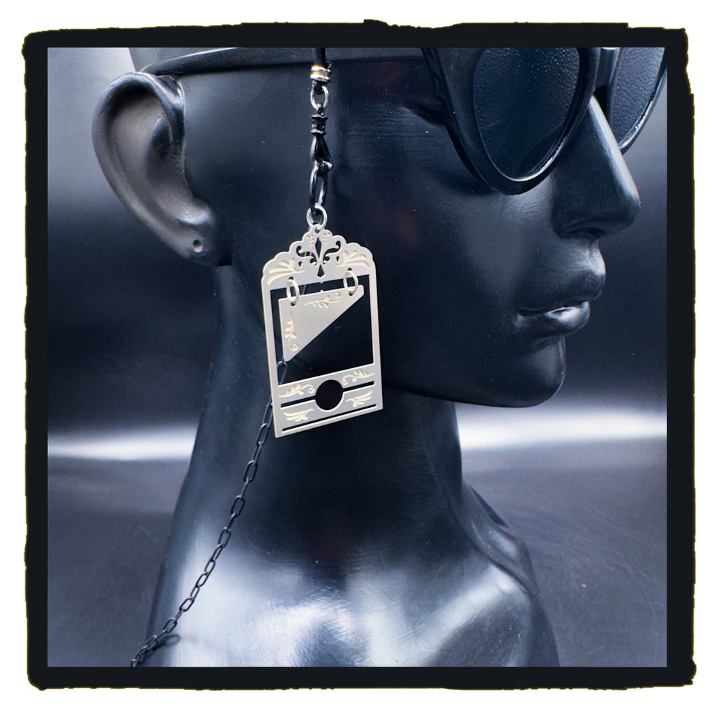Cut My Cake eyewear chain