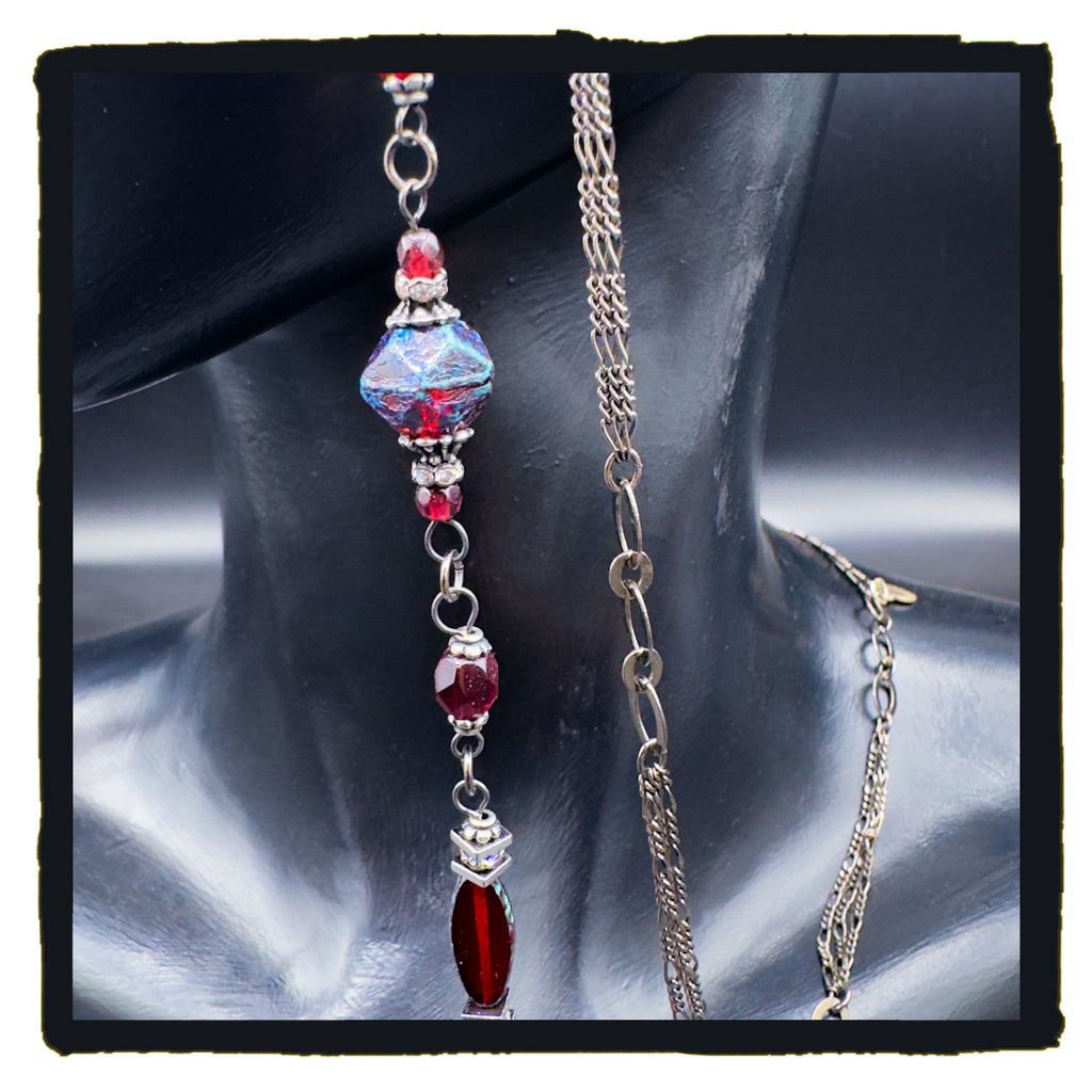Red Crescent Beauty Handmade Eyewear Chain – Red Czech Glass Beads & Black Crescent Moon Charms