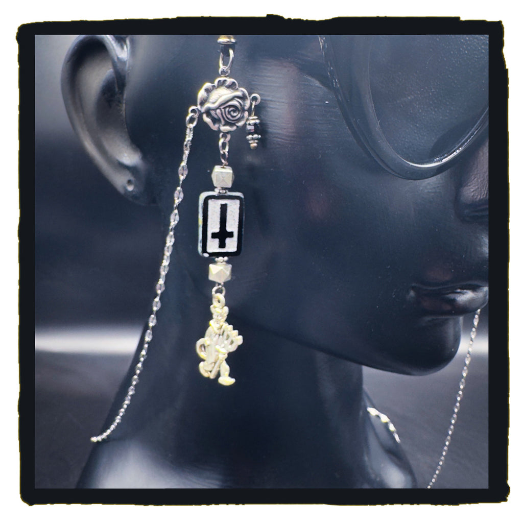 The Devil In Me eyewear chain