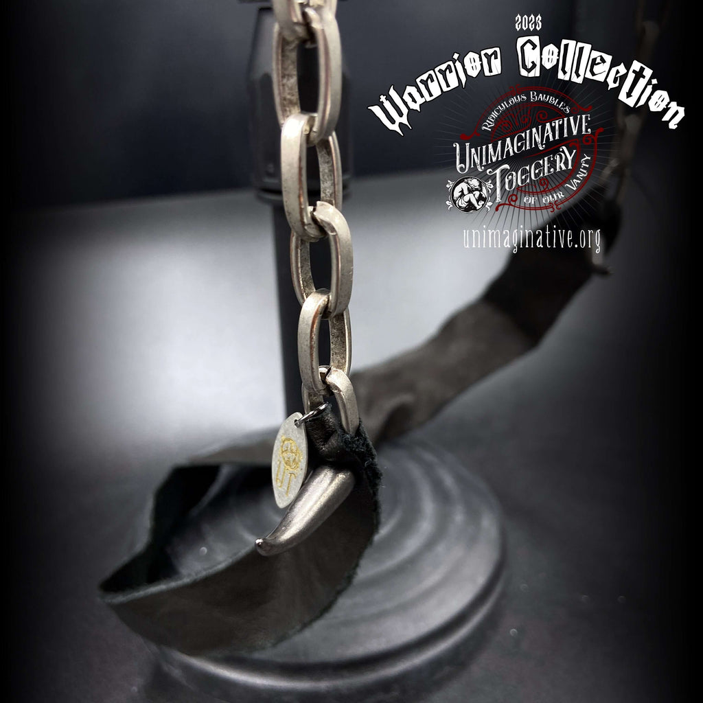 The Lycaconia eyeglass chain