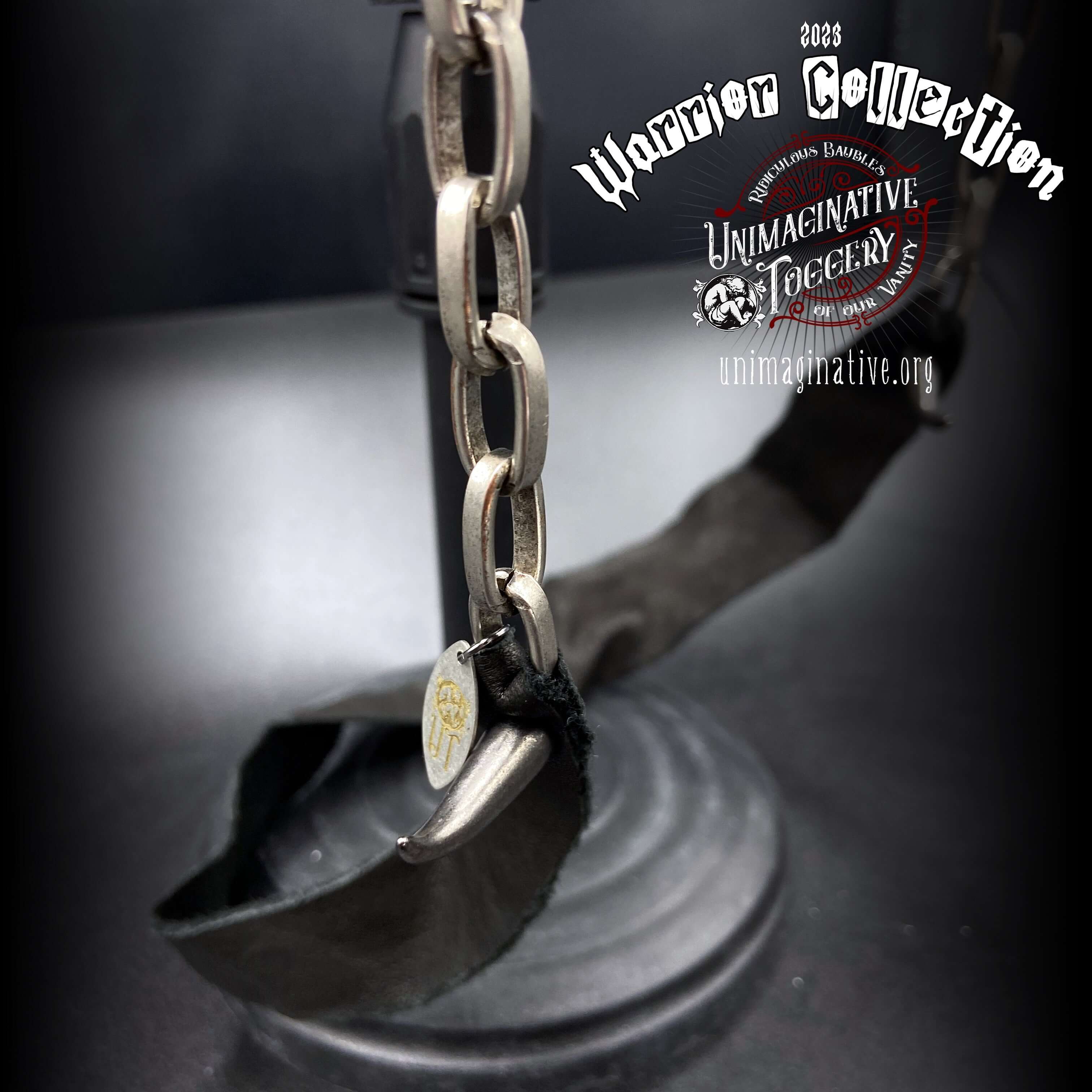 The Lycaconia eyeglass chain