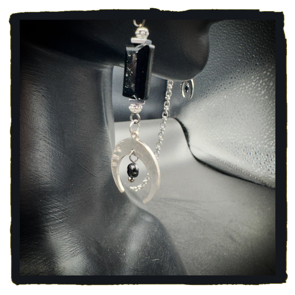 Beetle Black eyewear chain