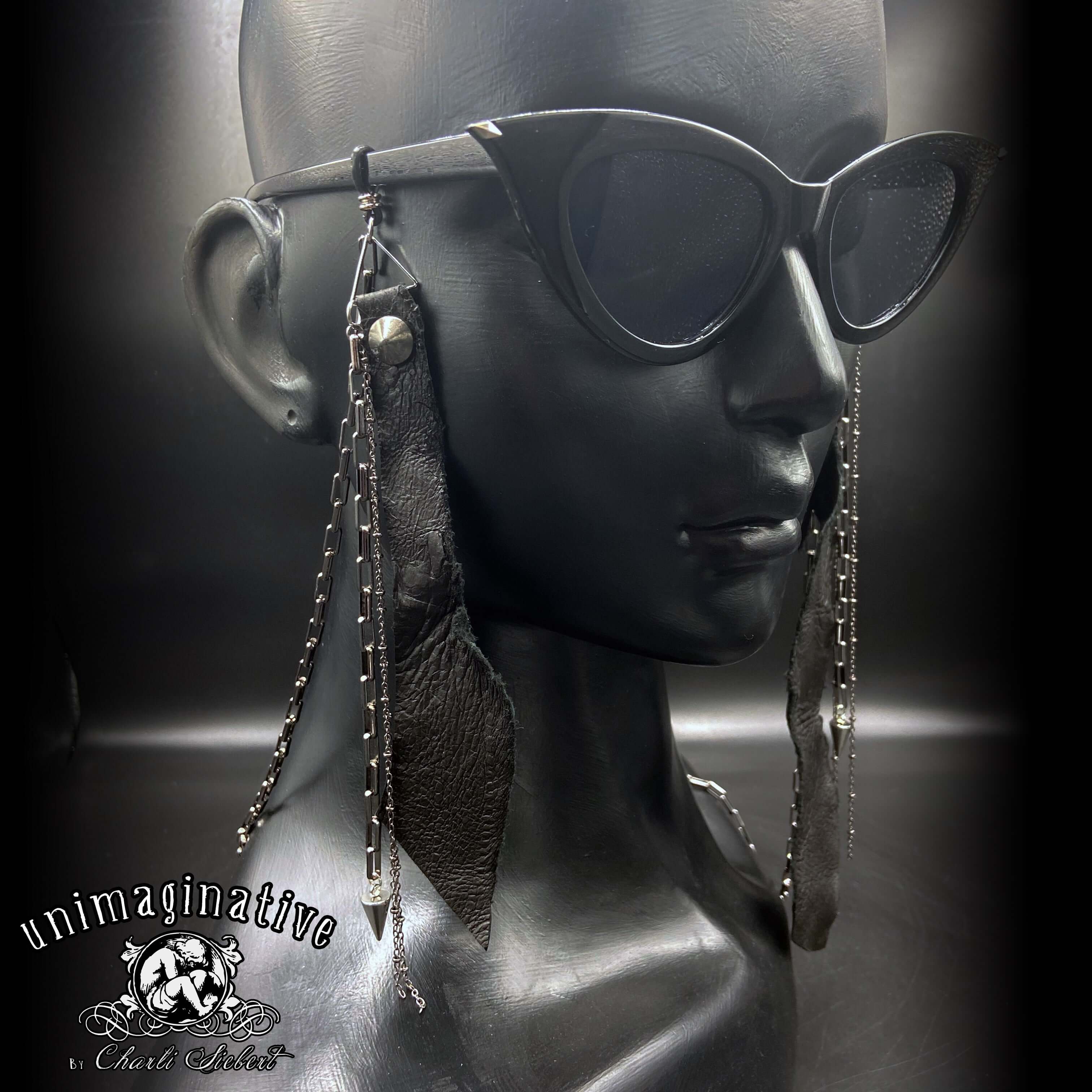Chaîne de lunettes en cuir à pointes